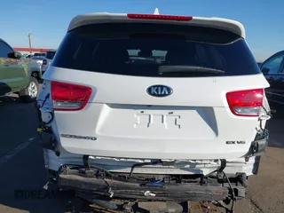 2018 Kia Sorento EX with VIN 5XYPHDA5XJG427027, listed as a IAAI auction lot 41609060 with 191,341 mi miles and . Bid and sale history available at DreamBid. Image 6.