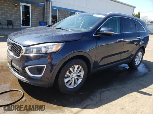 2016 Kia Sorento LX with VIN 5XYPG4A38GG161131, listed as a Copart auction lot 53537475 with 104,839 mi miles and Salvage Title. Bid and sale history available at carsss.com. Image 1.