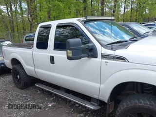 2012 Ford F-250 XL z VIN 1FT7X2B68CEC83648, wystawiony jako IAAI lot #42006789 z przebiegiem 322 286 mil mil oraz . Historia ofert i sprzedaży dostępna na DreamBid. Obrazek 12.