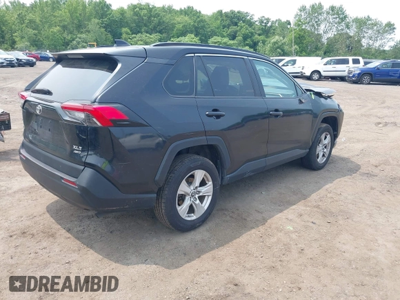 2019 Toyota RAV4 XLE z VIN 2T3P1RFV4KW033276, wystawiony jako IAAI lot #42476344 z przebiegiem 73 247 mil mil oraz . Historia ofert i sprzedaży dostępna na DreamBid. Obrazek 4.