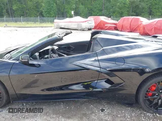 2023 Chevrolet Corvette 3LT z VIN 1G1YC3D4XP5133377, wystawiony jako IAAI lot #42205597 z przebiegiem 6 202 mil mil oraz . Historia ofert i sprzedaży dostępna na DreamBid. Obrazek 15.