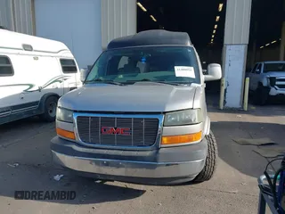 2006 GMC Savana Commercial C6Y with VIN 1GDFG15T361135454, listed as a IAAI auction lot 41400059 with 147,827 mi miles. Bid and sale history available at carsss.com. Image 12.