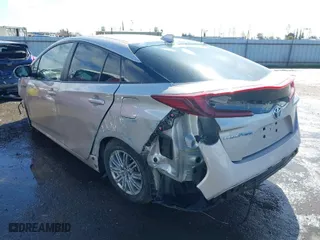 2021 Toyota Prius Prime LE with VIN JTDKAMFP2M3182760, listed as a IAAI auction lot 41593981 with NaN miles. Bid and sale history available at carsss.com. Image 3.