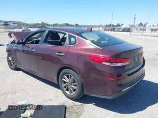 2019 Kia Optima LX with VIN 5XXGT4L34KG323567, listed as a IAAI auction lot 41770143 with 67,910 mi miles. Bid and sale history available at carsss.com. Image 3.