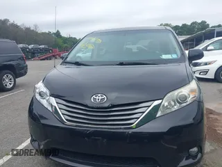 2013 Toyota Sienna XLE AAS with VIN 5TDYK3DCXDS302949, listed as a IAAI auction lot 42611370 with 236,663 mi miles and . Bid and sale history available at DreamBid. Image 6.