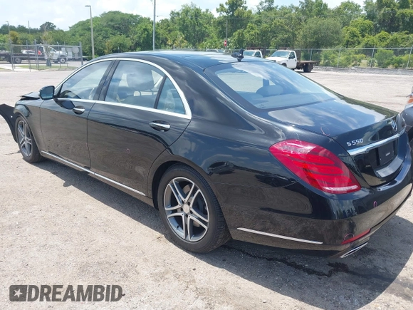 2016 Mercedes-Benz S 550 z VIN WDDUG8FB6GA235985, wystawiony jako IAAI lot #42389803 z przebiegiem 49 141 mil mil oraz . Historia ofert i sprzedaży dostępna na DreamBid. Obrazek 3.