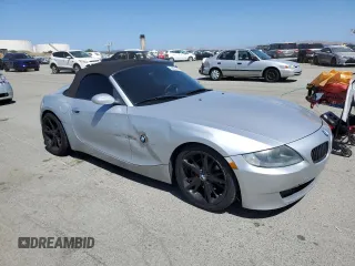 2008 BMW Z4 3.0i with VIN 4USBU33538LW75870, listed as a Copart auction lot 58054445 with 102,764 mi miles and Salvage title. Bid and sale history available at DreamBid. Image 4.