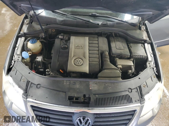 2008 Volkswagen Passat Turbo z VIN WVWJK73C08P045746, wystawiony jako Copart lot #52714265 z przebiegiem 202 420 mil mil oraz Szkoda całkowita • Salvage title. Historia ofert i sprzedaży dostępna na DreamBid. Obrazek 11.