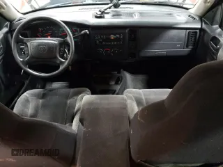 2003 Dodge Dakota Sport with VIN 1D7HL38X53S236624, listed as a Copart auction lot 80652444 with 136,363 mi miles and Salvage Title. Bid and sale history available at carsss.com. Image 8.