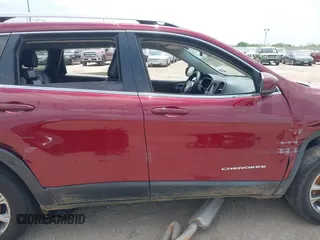 2020 Jeep Cherokee Latitude Plus с VIN 1C4PJLLBXLD547610, выставлен на аукционе IAAI как лот 42019215 с пробегом 97 207 миль миль и . История ставок и продаж доступна на DreamBid. Изображение 13.