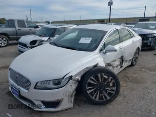 2017 Lincoln MKZ Select with VIN 3LN6L5C96HR614633, listed as a IAAI auction lot 37740570 with 82,970 mi miles. Bid and sale history available at carsss.com. Image 2.