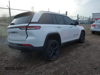 2023 Jeep Grand Cherokee Laredo with VIN 1C4RJHAG6PC620620, listed as a IAAI auction lot 41086775 with 17,882 mi miles and . Bid and sale history available at DreamBid. Image 4.