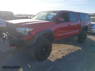 2017 Toyota Tacoma SR5 with VIN 5TFCZ5AN2HX088269, listed as a IAAI auction lot 41768936 with 196,625 mi miles. Bid and sale history available at carsss.com. Image 2.