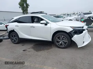 2024 Lexus RX 350 z VIN 2T2BAMBA5RC024585, wystawiony jako IAAI lot #41197857 z przebiegiem 18 031 mil mil oraz . Historia ofert i sprzedaży dostępna na DreamBid. Obrazek 14.