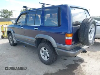 1996 Isuzu Trooper with VIN JACDJ58V9T7918352, listed as a IAAI auction lot 42834262 with 177,888 mi miles and . Bid and sale history available at DreamBid. Image 3.