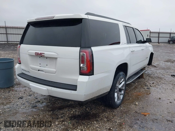 2017 GMC Yukon XL SLE with VIN 1GKS2FKC2HR239722, listed as a IAAI auction lot 41430741 with 152,289 mi miles. Bid and sale history available at carsss.com. Image 4.
