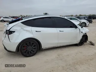2021 Tesla Model Y Performance z VIN 5YJYGDEF0MF267326, wystawiony jako Copart lot #52319925 z przebiegiem Nie podano mil oraz Szkoda całkowita • Salvage title. Historia ofert i sprzedaży dostępna na DreamBid. Obrazek 3.
