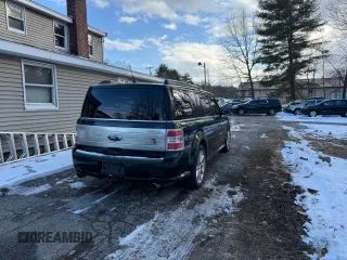 2010 Ford Flex Limited w/Ecoboost with VIN 2FMHK6DT4ABA33924, listed as a Copart auction lot 89022355 with 142,296 mi miles and Clean Title. Bid and sale history available at carsss.com. Image 4.