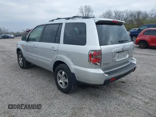 2007 Honda Pilot EX with VIN 5FNYF18457B009707, listed as a IAAI auction lot 42030214 with 229,462 mi miles. Bid and sale history available at carsss.com. Image 3.