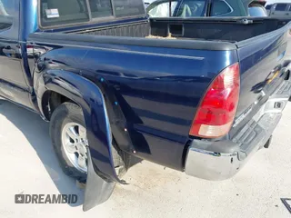 2006 Toyota Tacoma PreRunner с VIN 3TMJU62N56M019928, выставлен на аукционе IAAI как лот 42396750 с пробегом 206 564 миль миль и . История ставок и продаж доступна на DreamBid. Изображение 21.