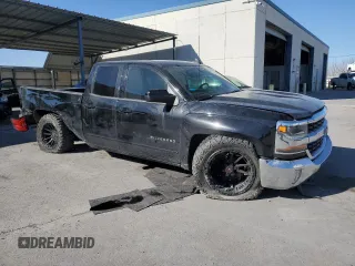 2017 Chevrolet Silverado 1500 LT with VIN 1GCRCRECXHZ225202, listed as a Copart auction lot 42362095 with 92,617 mi miles and Salvage Title. Bid and sale history available at DreamBid. Image 4.