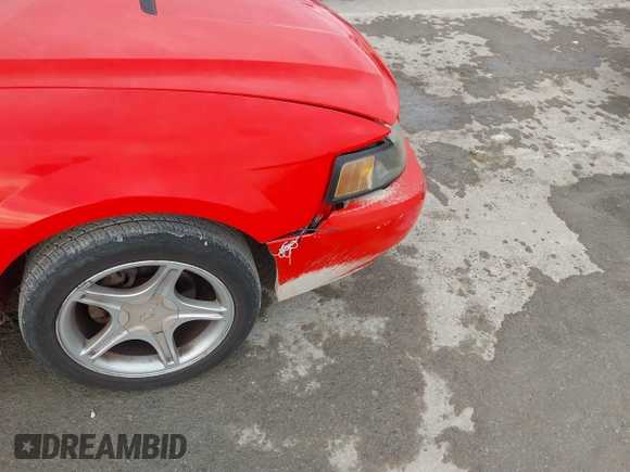 2001 Ford Mustang GT Deluxe with VIN 1FAFP42X71F205746, listed as a IAAI auction lot 41665046 with 1 mi miles. Bid and sale history available at carsss.com. Image 12.