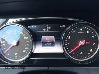 2018 Mercedes-Benz E-Class E 300 with VIN WDDZF4JB7JA468452, listed as a IAAI auction lot 41441293 with 87,552 mi miles. Bid and sale history available at carsss.com. Image 7.