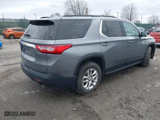 2019 Chevrolet Traverse LT Cloth with VIN 1GNEVGKW2KJ306980, listed as a IAAI auction lot 41718999 with 59,315 mi miles. Bid and sale history available at carsss.com. Image 4.