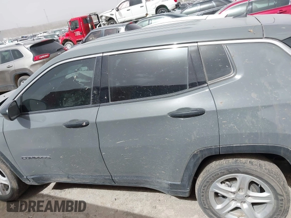 2023 Jeep Compass Sport with VIN 3C4NJDAN0PT572381, listed as a IAAI auction lot 41790372 with 28,827 mi miles and . Bid and sale history available at DreamBid. Image 15.