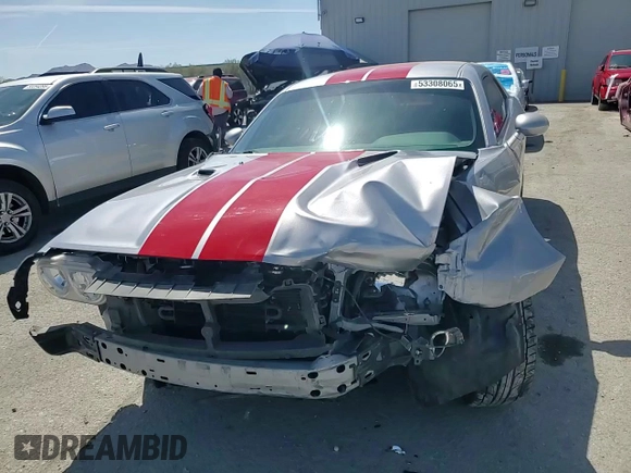 2014 Dodge Challenger SRT-8 z VIN 2C3CDYCJ3EH201998, wystawiony jako Copart lot #53308065 z przebiegiem 57 967 mil mil oraz Szkoda całkowita • Salvage title. Historia ofert i sprzedaży dostępna na DreamBid. Obrazek 14.