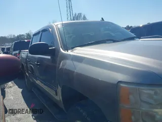 2008 Chevrolet Silverado 1500 LTZ with VIN 3GCEK13M88G108216, listed as a IAAI auction lot 41646543 with 239,625 mi miles and . Bid and sale history available at DreamBid. Image 13.