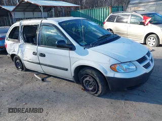 2005 Dodge Caravan SE with VIN 1D4GP25R45B305819, listed as a IAAI auction lot 41011300 with 229,466 mi miles and . Bid and sale history available at carsss.com. Image 1.
