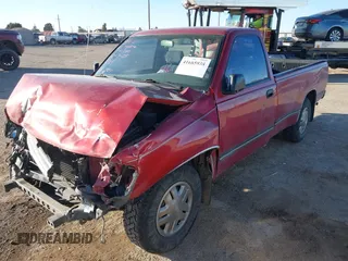 1993 Toyota T100 DX with VIN JT4VD10A6P0003388, listed as a IAAI auction lot 41685938 with 176,885 mi miles. Bid and sale history available at carsss.com. Image 18.