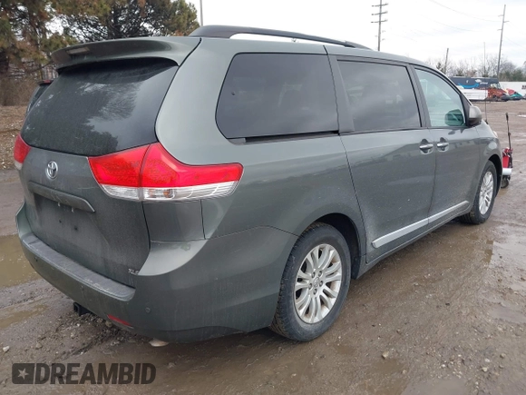 2013 Toyota Sienna XLE AAS с VIN 5TDYK3DC8DS375852, выставлен на аукционе IAAI как лот 41519437 с пробегом 91 828 миль миль и . История ставок и продаж доступна на DreamBid. Изображение 4.