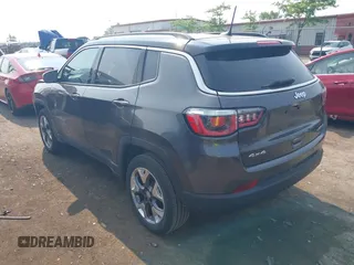 2019 Jeep Compass High Altitude z VIN 3C4NJDCB0KT817868, wystawiony jako IAAI lot #42412551 z przebiegiem 32 916 mil mil oraz . Historia ofert i sprzedaży dostępna na DreamBid. Obrazek 3.