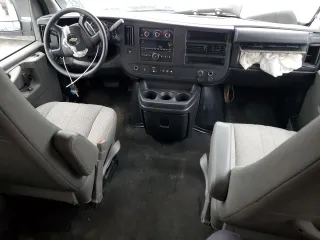 2012 Chevrolet Express Passenger 1LT with VIN 1GAZG1FG5C1140436, listed as a Copart auction lot 85259254 with 0 mi miles and Salvage Title. Bid and sale history available at carsss.com. Image 8.