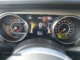 2023 Jeep Gladiator Overland с VIN 1C6HJTFG0PL569940, выставлен на аукционе IAAI как лот 41772170 с пробегом 28 948 миль миль и . История ставок и продаж доступна на DreamBid. Изображение 7.