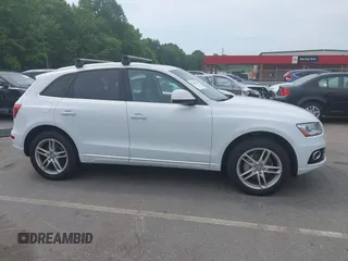 2017 Audi Q5 Premium Plus z VIN WA1L2AFP5HA096029, wystawiony jako IAAI lot #42278540 z przebiegiem 95 450 mil mil oraz . Historia ofert i sprzedaży dostępna na DreamBid. Obrazek 13.