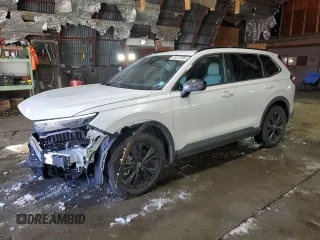 2025 Honda CR-V Sport Touring with VIN 2HKRS6H92SH808718, listed as a Copart auction lot 45447295 with 832 mi miles and Salvage Title. Bid and sale history available at DreamBid. Image 1.
