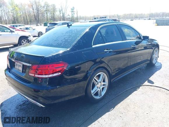2014 Mercedes-Benz E 350 Sport z VIN WDDHF5KB0EA894960, wystawiony jako IAAI lot #41962833 z przebiegiem 157 672 mil mil oraz . Historia ofert i sprzedaży dostępna na DreamBid. Obrazek 4.