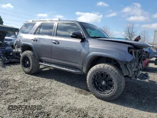 2018 Toyota 4Runner SR5 with VIN JTEBU5JR6J5505788, listed as a Copart auction lot 47994275 with 94,386 mi miles and Salvage Title. Bid and sale history available at carsss.com. Image 4.