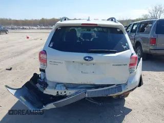 2018 Subaru Forester Limited with VIN JF2SJARCXJH417266, listed as a IAAI auction lot 42105404 with 70,174 mi miles. Bid and sale history available at carsss.com. Image 16.