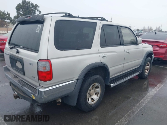 1999 Toyota 4Runner SR5 with VIN JT3GN86R2X0103701, listed as a IAAI auction lot 41499137 with 302,834 mi miles. Bid and sale history available at carsss.com. Image 4.
