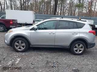 2015 Toyota RAV4 XLE with VIN 2T3RFREV9FW332635, listed as a IAAI auction lot 41899021 with 171,144 mi miles. Bid and sale history available at carsss.com. Image 14.