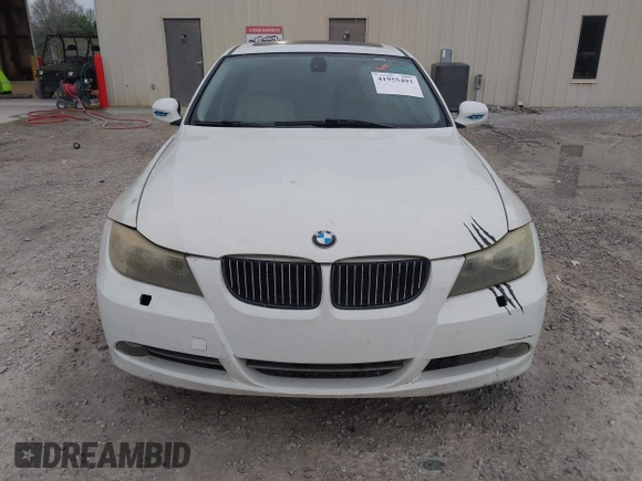 2011 BMW 3 Series 328i with VIN WBAPH7G5XBNN05029, listed as a IAAI auction lot 41955493 with 1 mi miles. Bid and sale history available at carsss.com. Image 6.