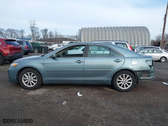 2011 Toyota Camry LE with VIN 4T1BF3EK6BU593163, listed as a IAAI auction lot 41878100 with 260,566 mi miles. Bid and sale history available at carsss.com. Image 15.