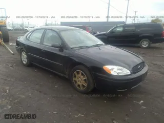 2006 Ford Taurus SE with VIN 1FAFP53U46A224012, listed as a IAAI auction lot 26269236 with 141,185 mi miles. Bid and sale history available at carsss.com. Image 1.