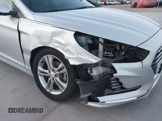 2018 Hyundai Sonata SEL with VIN 5NPE34AF1JH673343, listed as a IAAI auction lot 41827225 with 29,732 mi miles and . Bid and sale history available at carsss.com. Image 6.