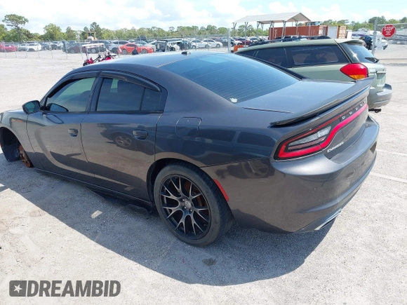 2015 Dodge Charger SE z VIN 2C3CDXBGXFH751491, wystawiony jako IAAI lot #41907243 z przebiegiem 112 545 mil mil oraz . Historia ofert i sprzedaży dostępna na DreamBid. Obrazek 3.