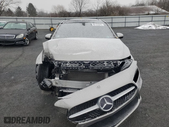2019 Mercedes-Benz A 220 with VIN WDD3G4FB0KW035183, listed as a Copart auction lot 45125945 with 39,633 mi miles and Salvage Title. Bid and sale history available at DreamBid. Image 5.